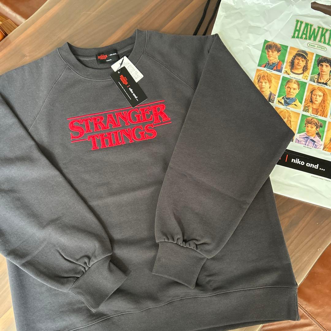 ストレンジャーシングス ニコアンド スウェットL - メルカリ