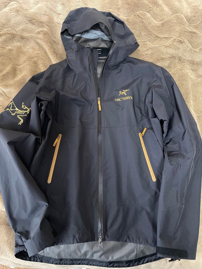 ARC’TERYX × BEAMS 別注 Zeta SL Jacket Ｓサイズ ARC'TERYX × BEAMS ／ 別注 Zeta SL ジャケット