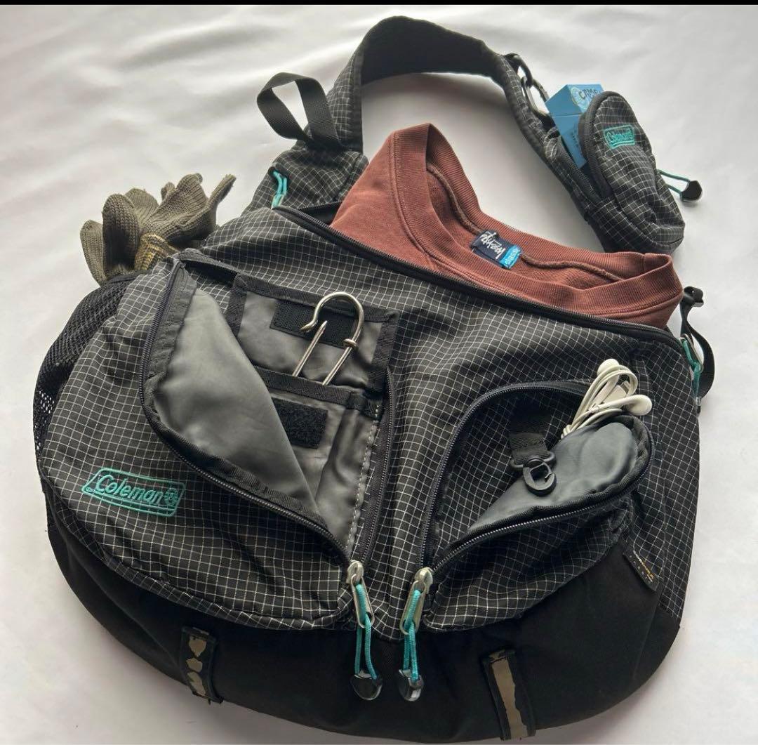 00s coleman マルチポケットショルダーバッグ y2k テック ギア - メルカリ