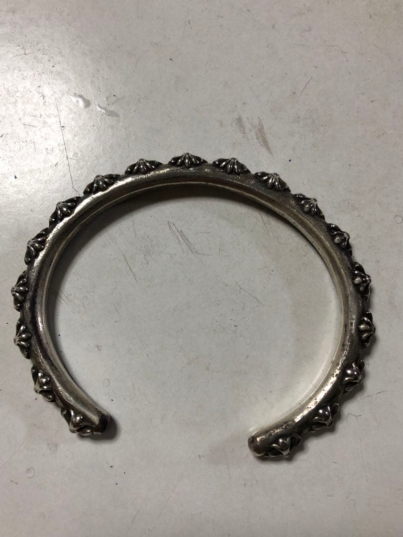 まゆまゆさま専用古いクロムハーツバングルの通販はau PAY マーケット