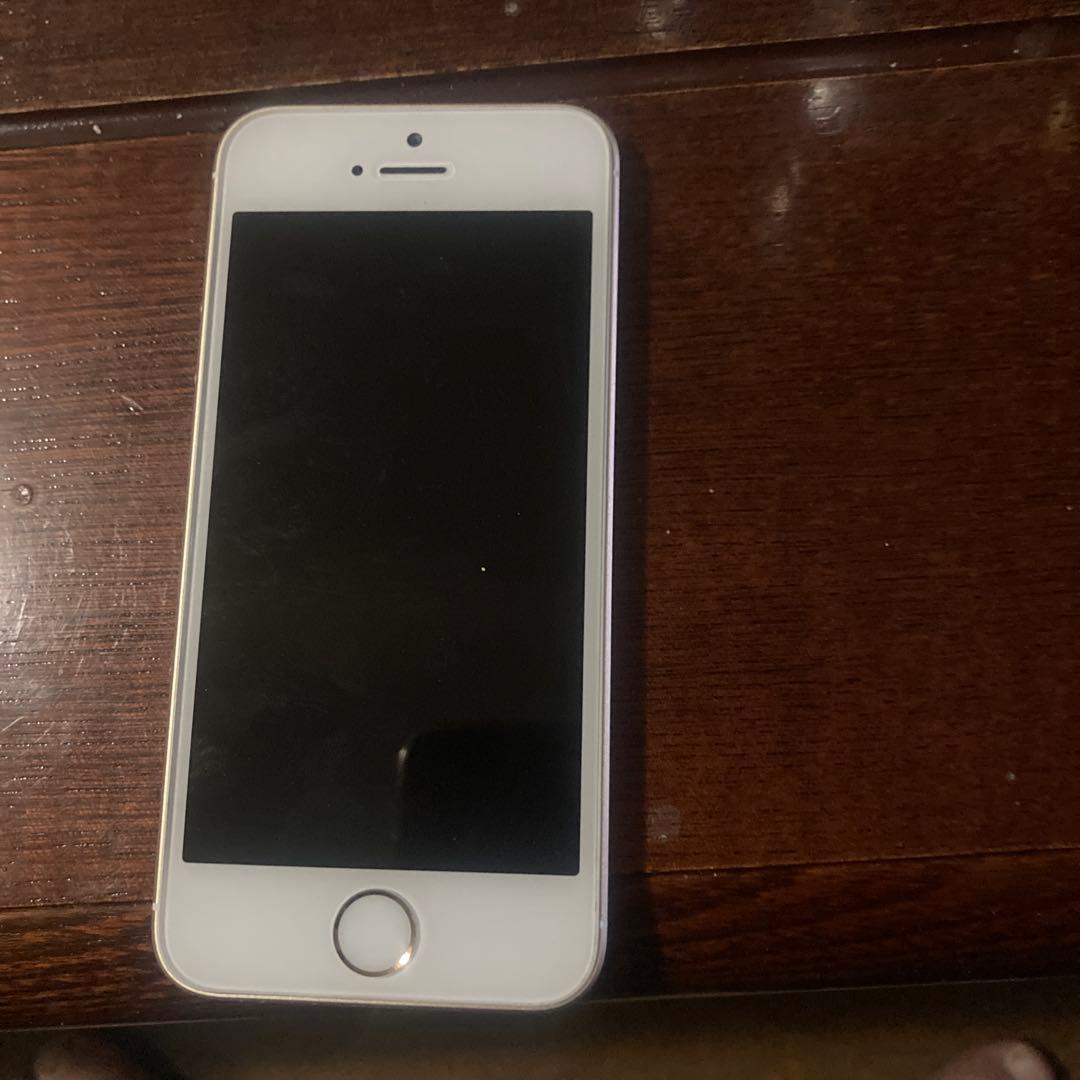 iPhone SE第一世代　64GB ゴールド Apple iPhone SE (第1世代) 64GB SIMフリー [ゴールド] 価格比較