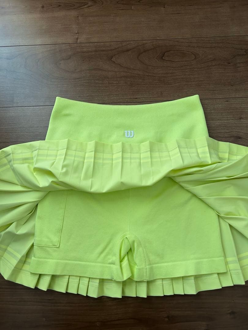 ミッドタウン Wilson ミッドタウン テニス スコート Sサイズ(日本M