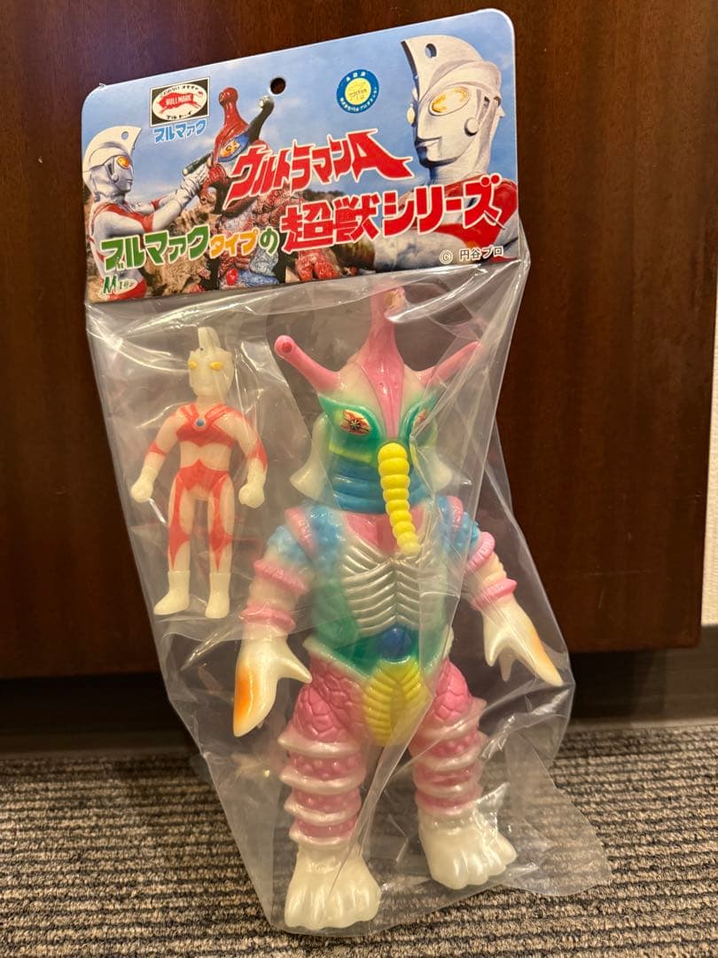 M1号 ヒッポリト星人 ウルトラマンA wf26限定 鵜川薫 蓄光 - メルカリ