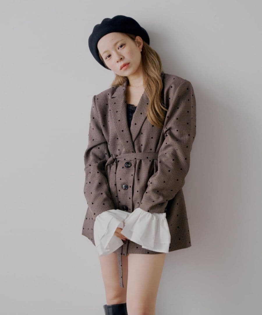 Chico チコ yuzuコラボ 袖フリルオーバージャケット ブラウン - メルカリ