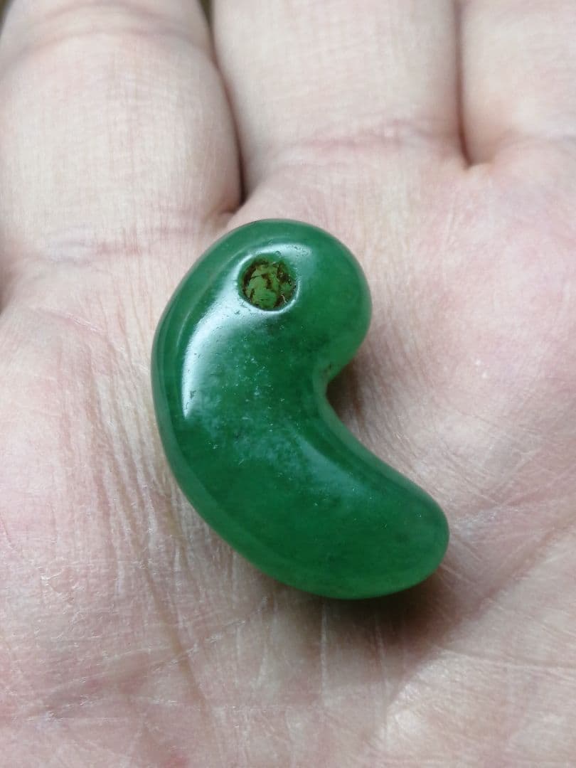 ★【テン】古墳期『琅玕翡翠勾玉』出土品。2.80cm 本物品　超ろうかん。
