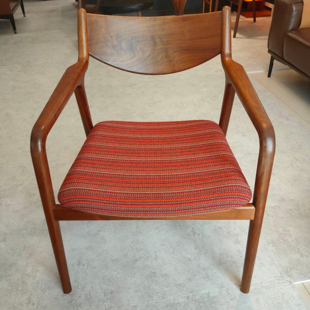 無垢ウォールナット ぺぺラウンジチェア オイル塗装 宮崎椅子 - メルカリ