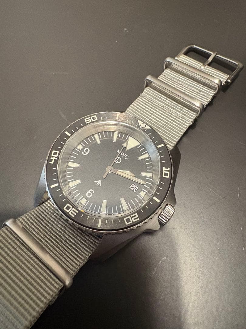 極美品【ベルト2本&付属品付】MWC Military Divers Watch - メルカリ
