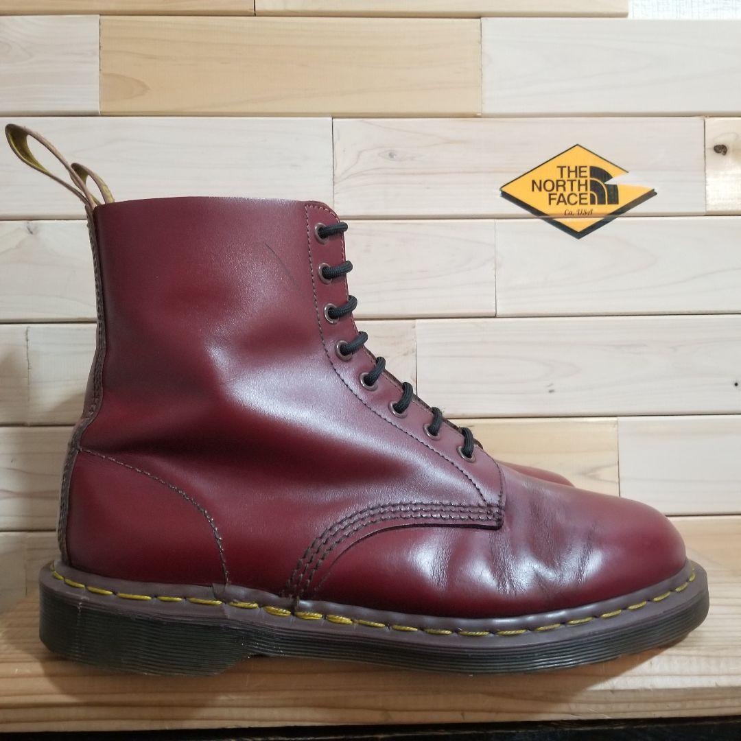 美品 Dr.martens 1460 イングランド製 8ホール 27 チェリー - メルカリ