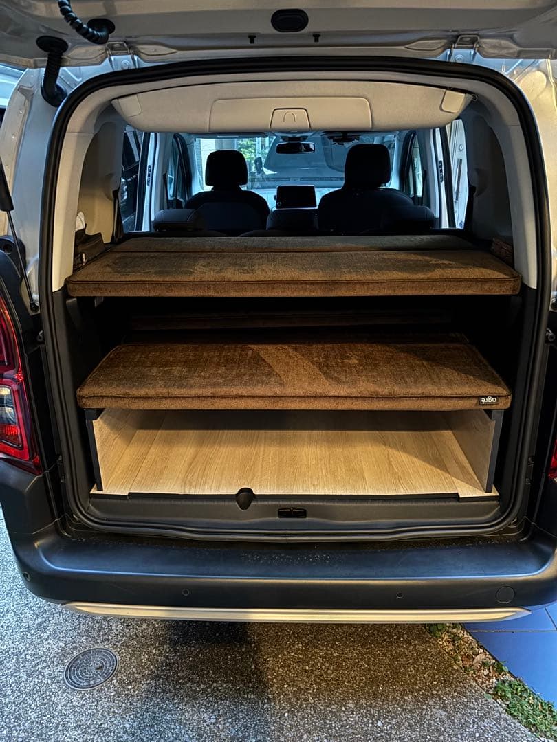 ベルランゴ、リフター純正agreベッドキットシステム【5人乗り用