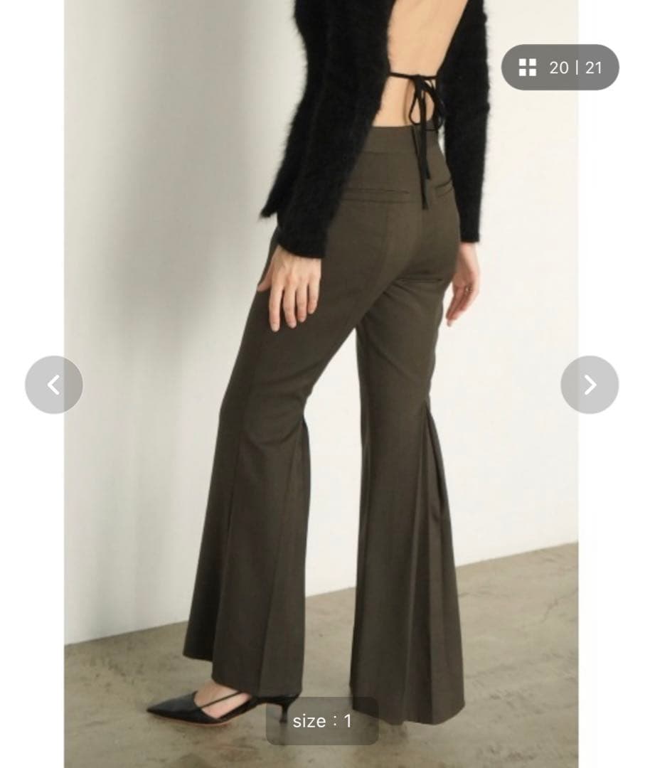 8chiさま専用 CLANE BACK PLEATS FLARE PANTS - メルカリ