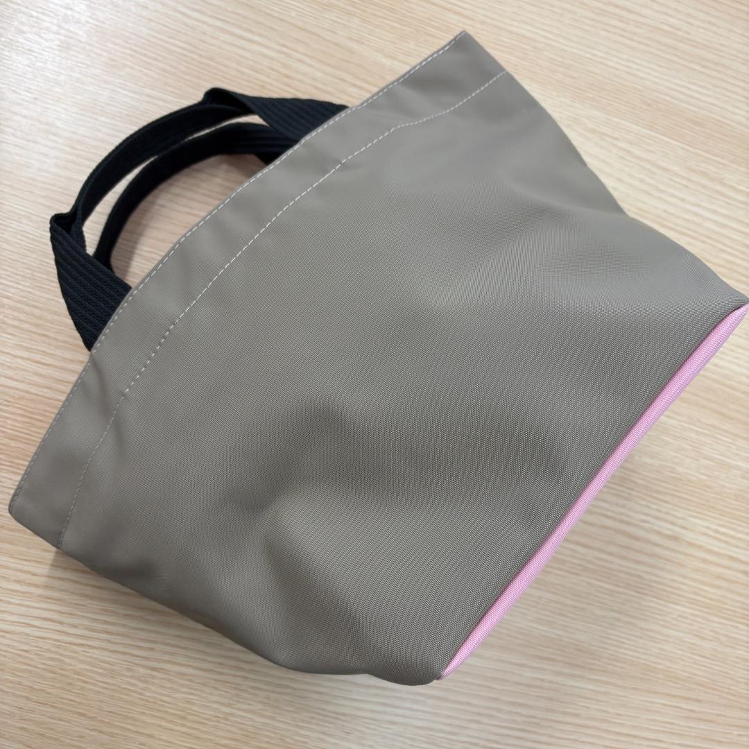 《極美品》エルベシャプリエ ナイロン トートバッグ 舟型 ベージュxピンク