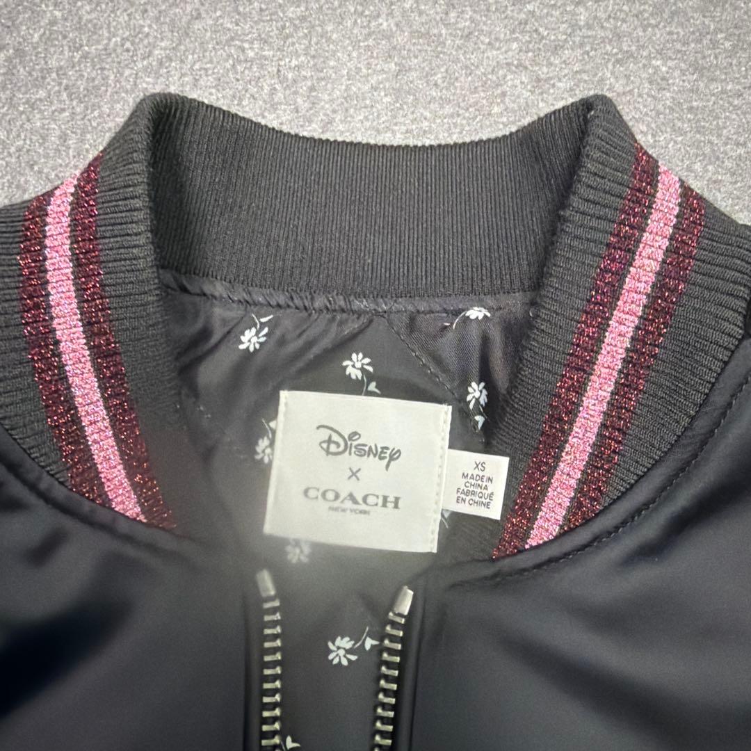 コーチコラボ ミッキー刺繍 ブラックサテンスタジャン - メルカリ