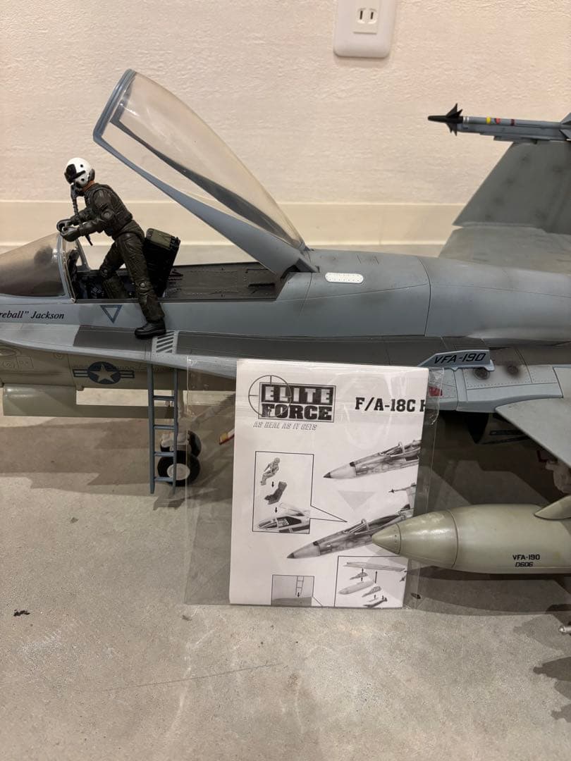 超希少品 bbi エリートフォース F/A-18 Hornet 1/18 - メルカリ
