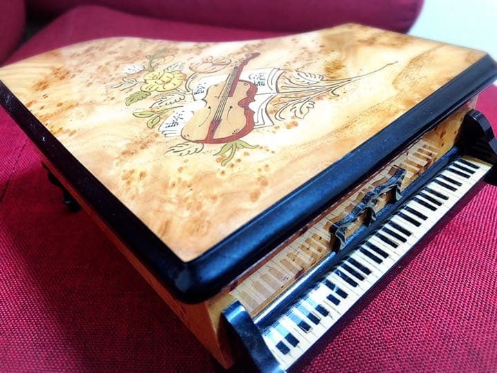 REUGE ピアノ型オルゴール