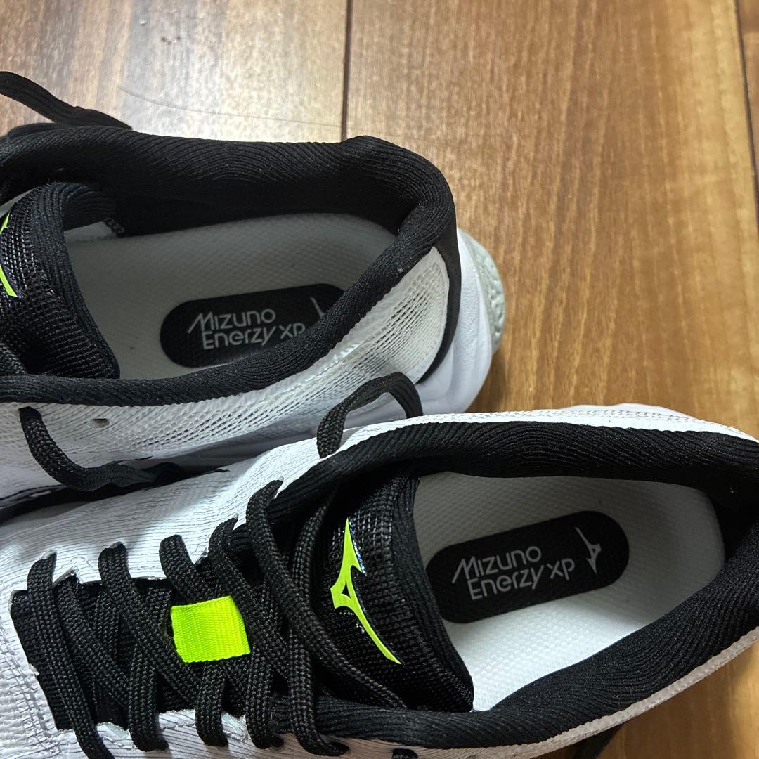 新作Mizuno ミズノウェーブライトニング　ELITE シューズ 24.5cm