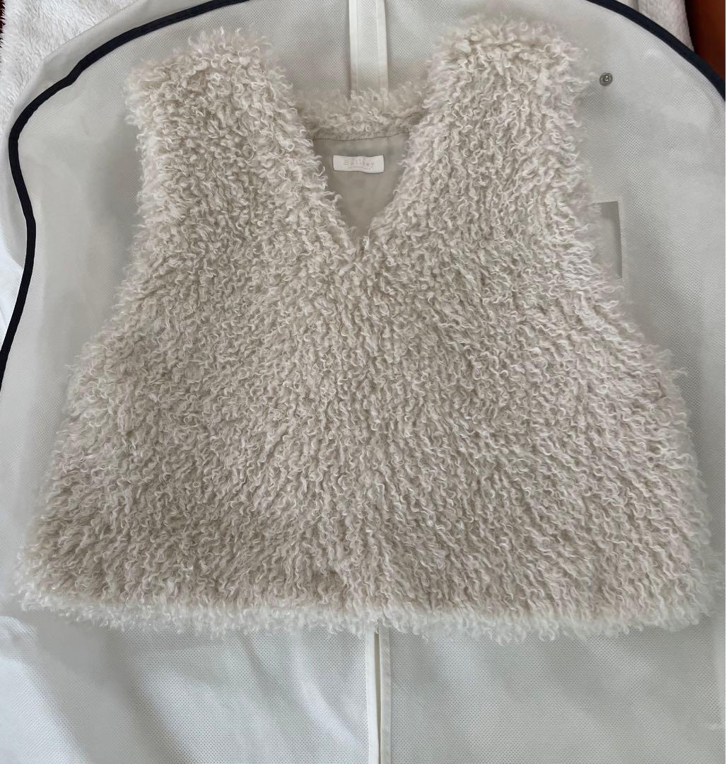 トゥモローランド Ballsey プードルファーVネックベスト ボールジィ