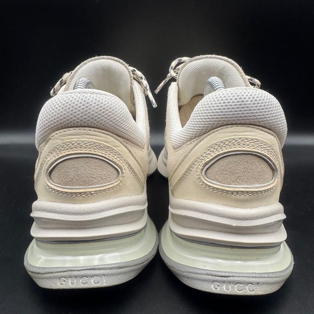 極美品】グッチ RUN スニーカー インターロッキング メンズ レザー 白