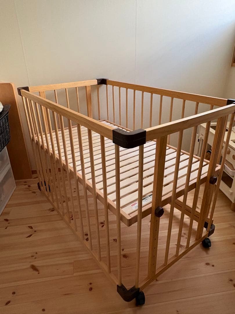 farska　ファルスカ　ベッドサイドベッド03　安全ベルト付き　2023購入 楽天市場】ファルスカ ベッドサイドベッド03(添い寝安全ベルト付