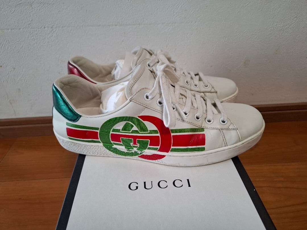 GUCCI 　グッチ　スニーカー 　２６cm〜27㎝ GUCCI（グッチ） 【値下げ】GUCCI スニーカー 714657 ブラック サイズ