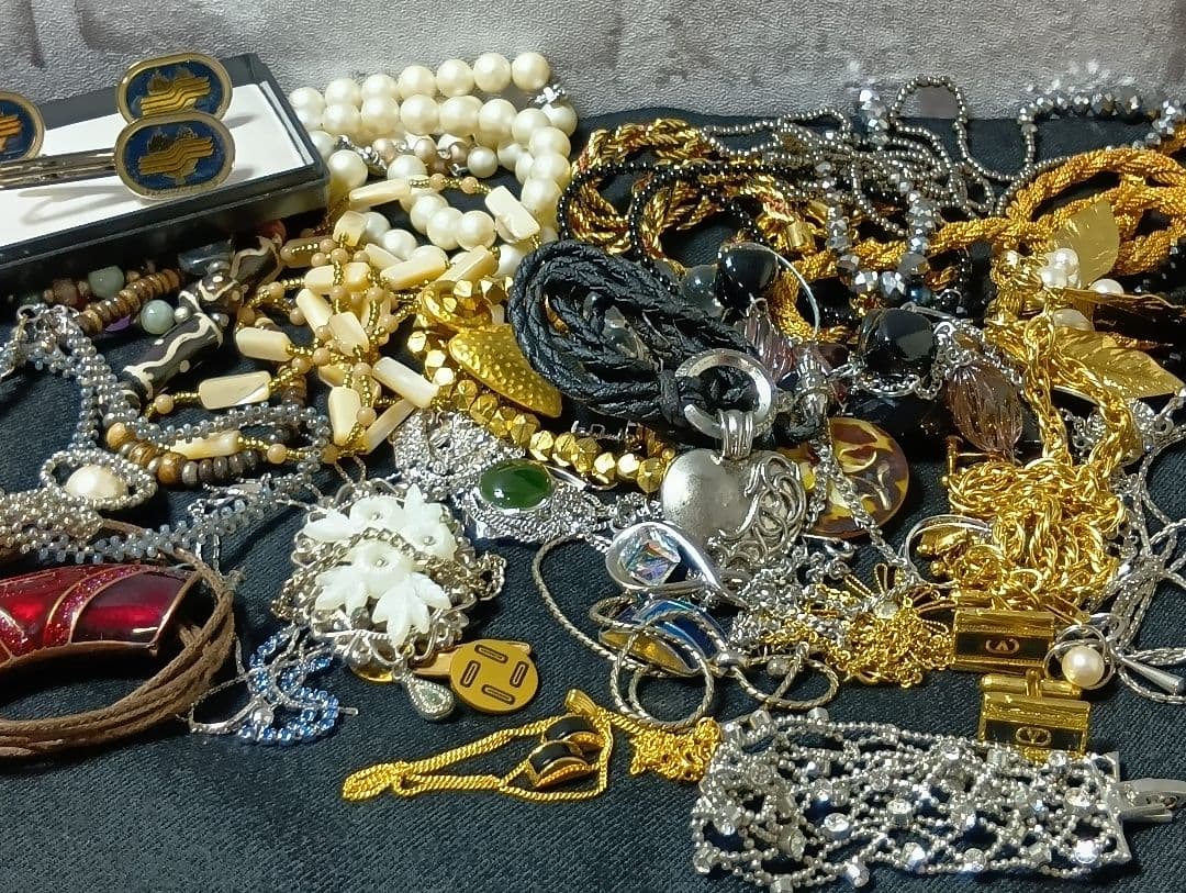 アクセサリー まとめ売り - メルカリ