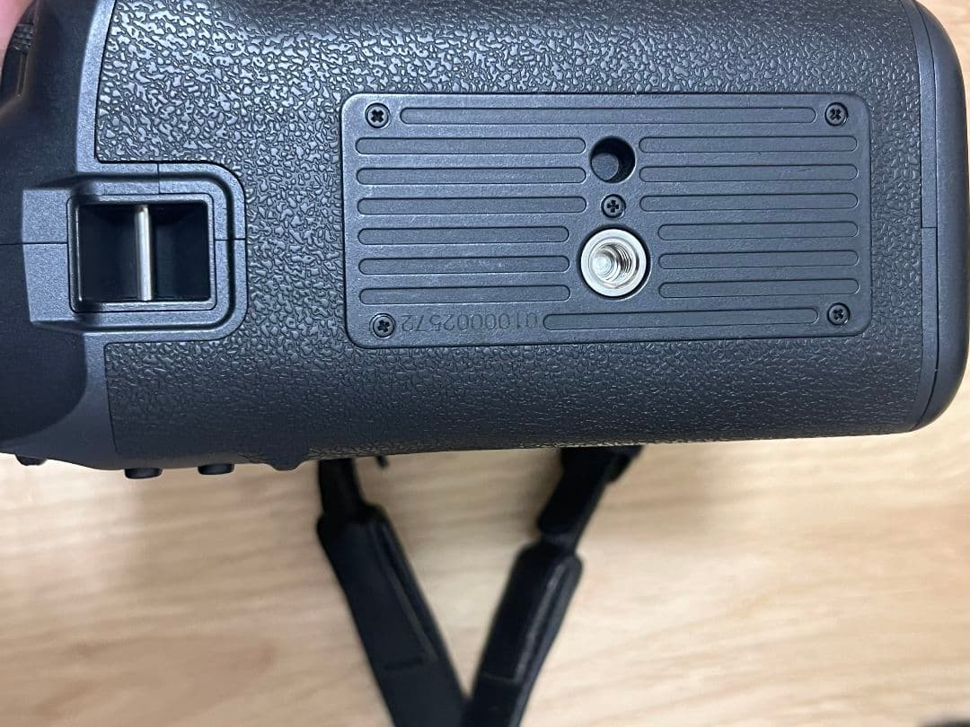 canon r6 キヤノン バッテリーグリップ ミラーレス acru - メルカリ