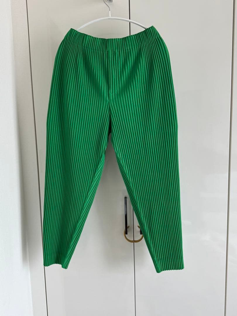 HOMME PLISSÉ ISSEY MIYAKE グリーン Homme Plissé Issey Miyake ハーフジップ Tシャツ | グリーン