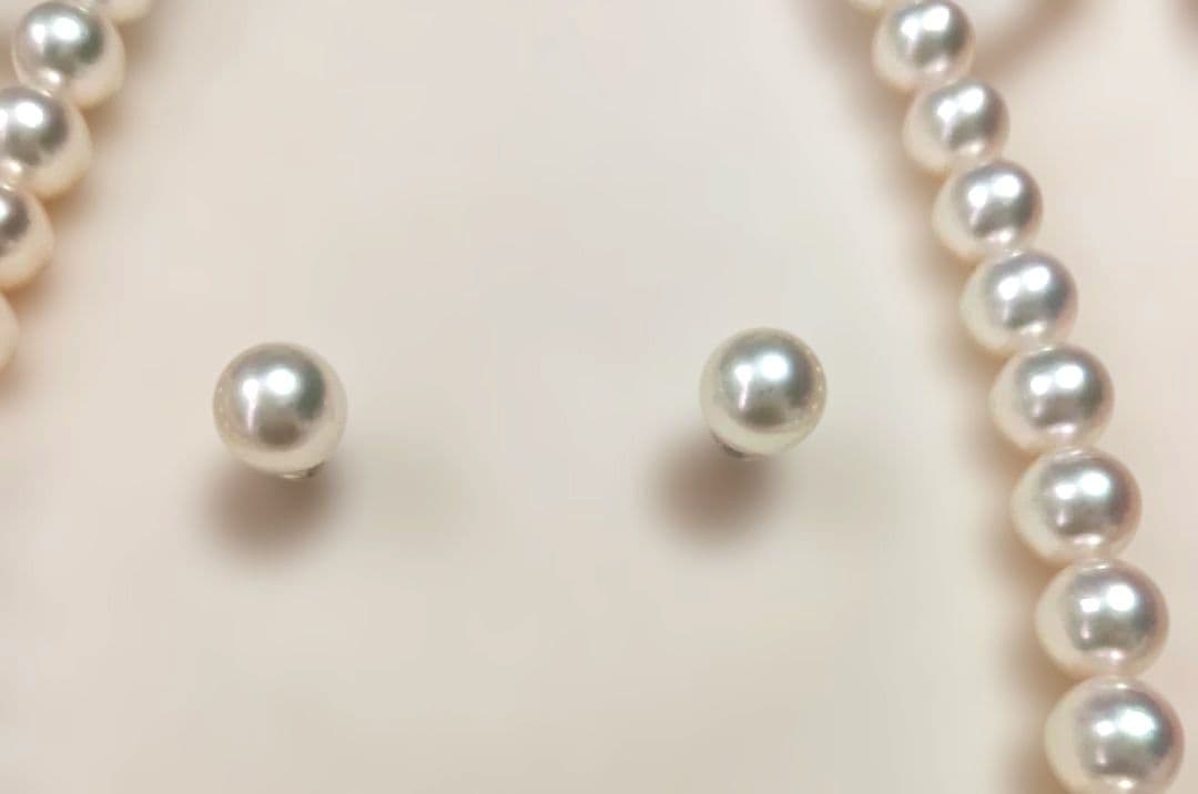 アコヤ真珠　ネックレス　ピアス　セット8.5mm〜8.9mm　三越　鑑別書付き