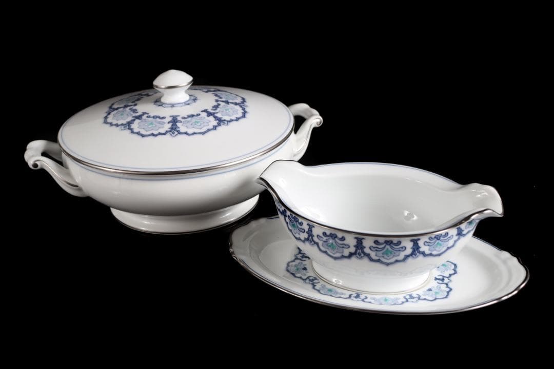 大倉陶園 呉須正倉院 スープチュリーン ソースボートプラチナ彩ハンドペイント 楽天市場】大倉陶園 日本製 手描き商品【大倉陶園 呉須更紗 17ピース