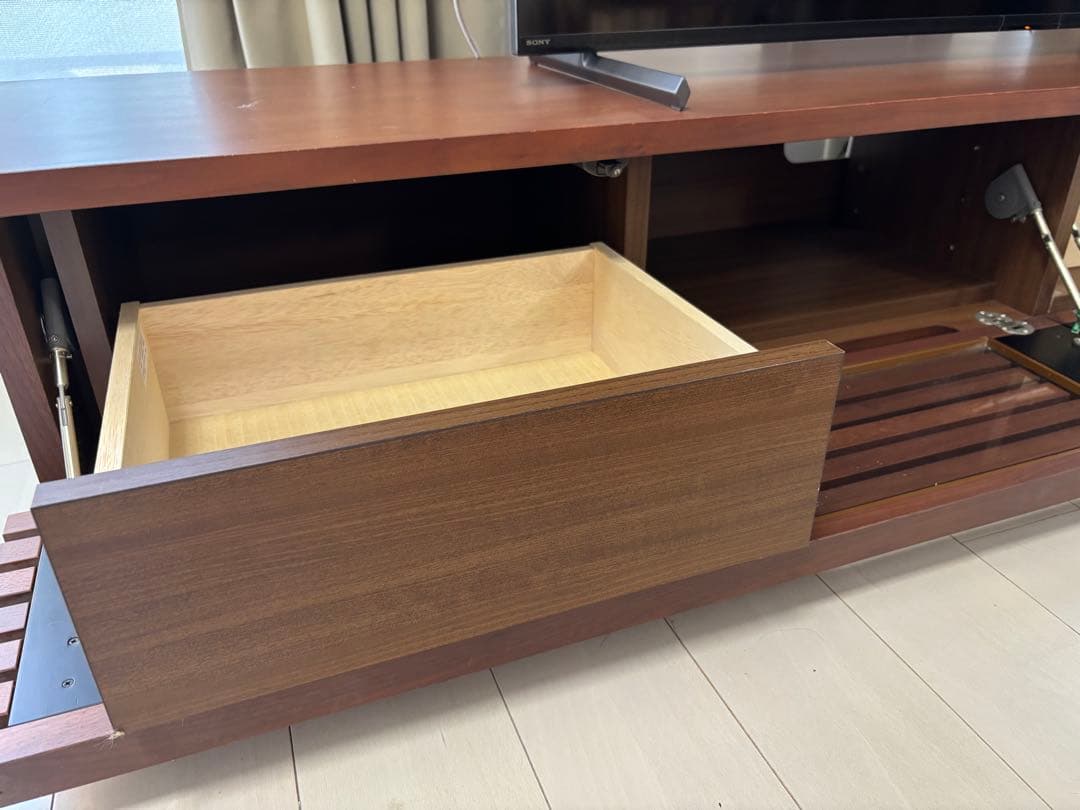 最終値下げ〜11月26日(水)で終了】テレビボード 210cm／ウォールナット