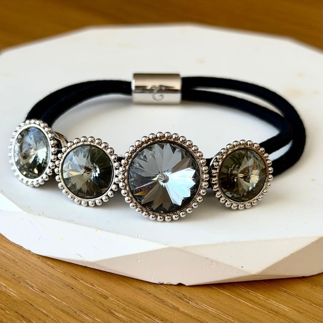 コンプレックスビズ レディアリーストーンポニー グレー ヘアゴム