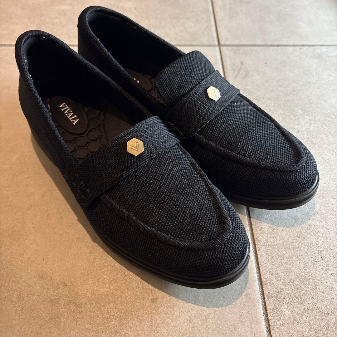 VIVALA ブラック ローファー 39.5(25cm相当) - メルカリ