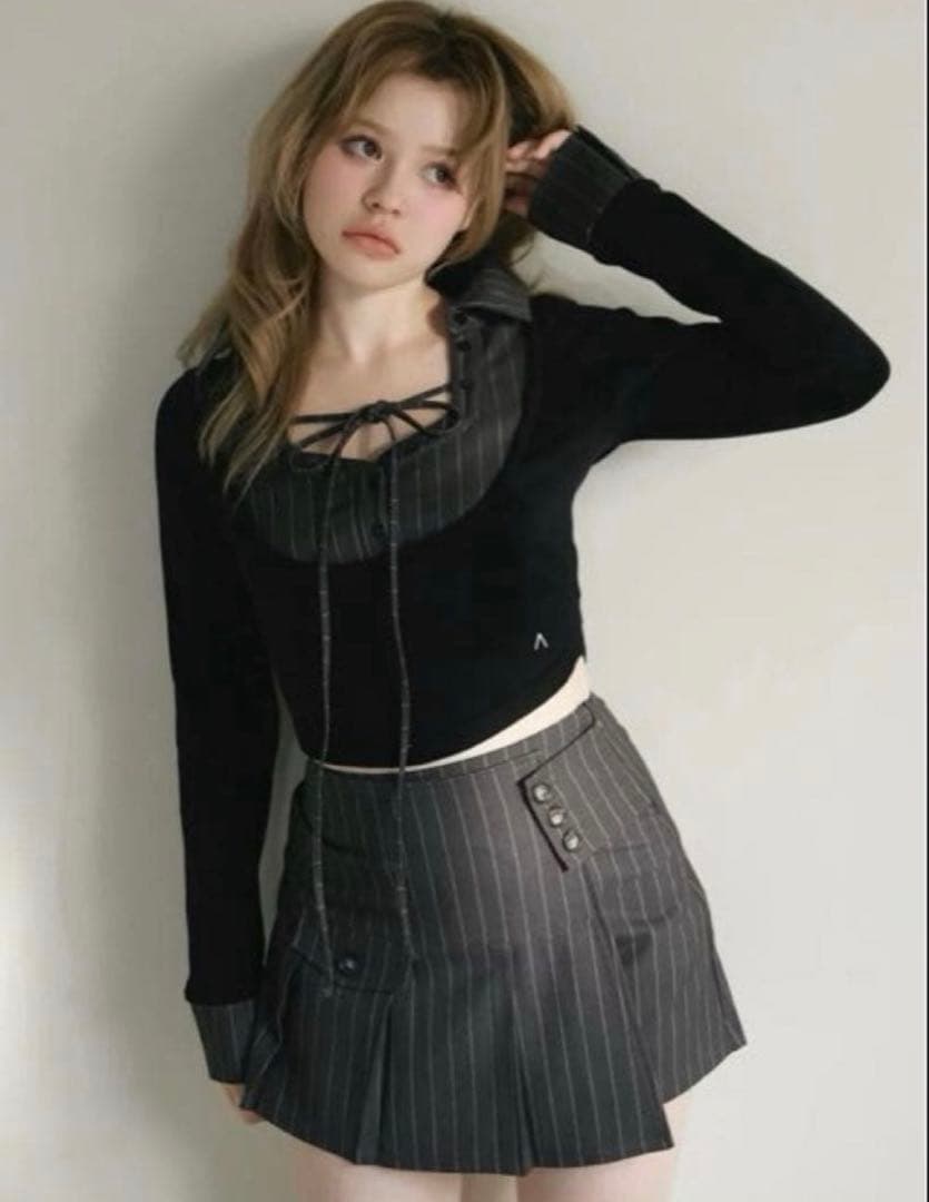 Robin girls set up gray andmary トップスのみ - メルカリ