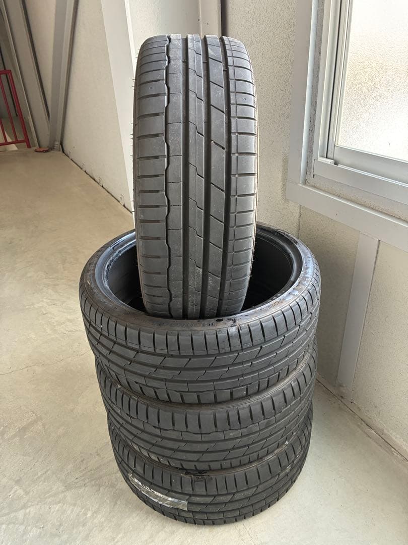 すー　ハンコックペンタス215/35-19 ① Amazon.co.jp: ハンコック(Hankook) Ventus S1 evo3 K127 215/35R19