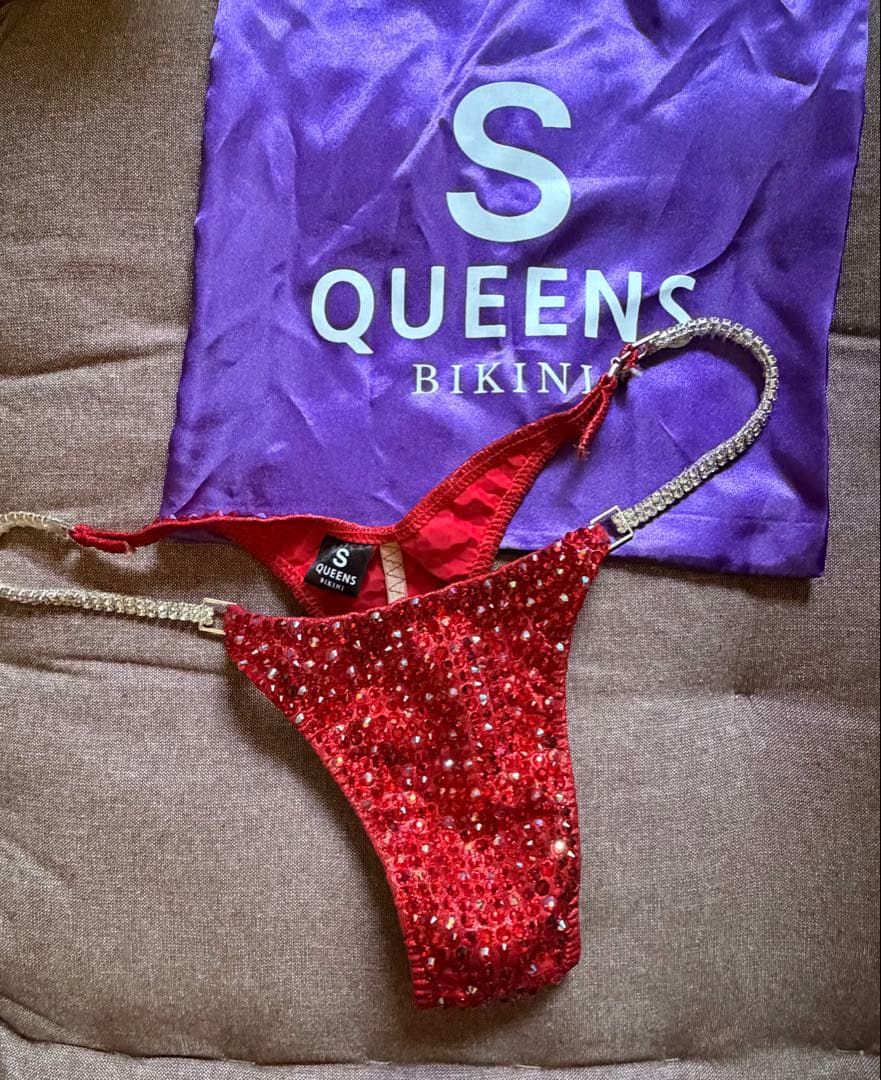 S QUEENS ビジュー付きレッドビキニ 大会用