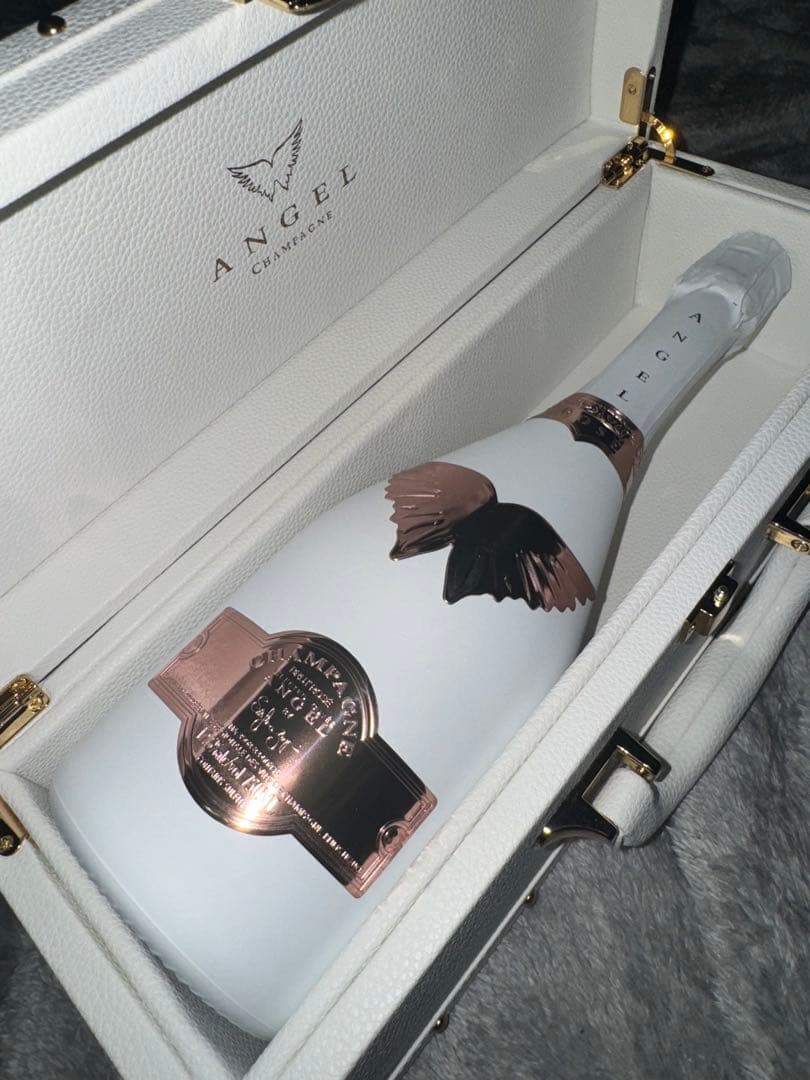 エンジェルシャンパンブリュットロゼ ホワイト 楽天市場】エンジェル シャンパン ブリュット ロゼ ホワイト 750ml 箱