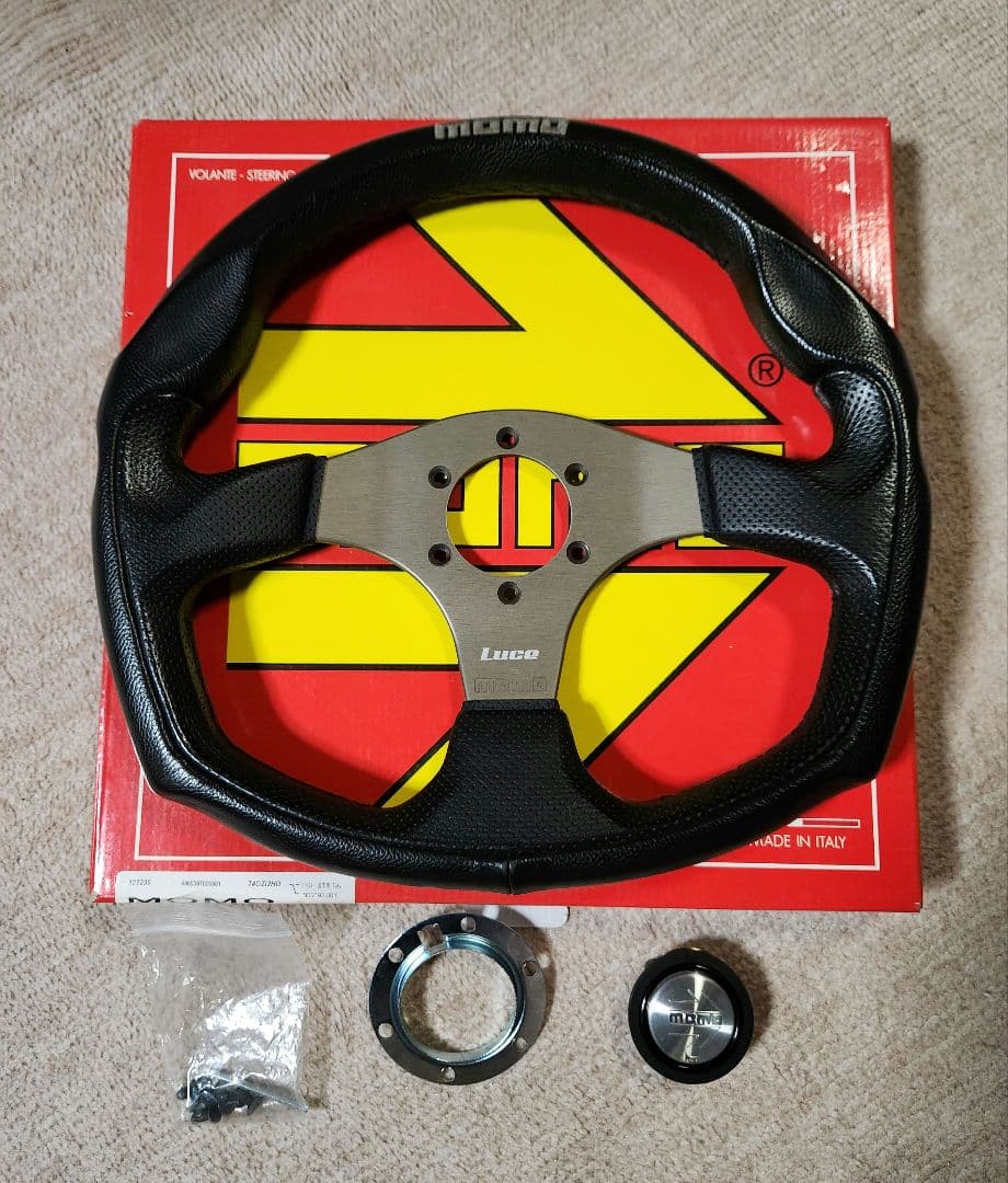 正規品‼️MOMO ステアリング Luce Dシェイプ MOMOステアリング LUCE（ルーチェ）新発売！！ | MOMO JAPAN INFORMATION