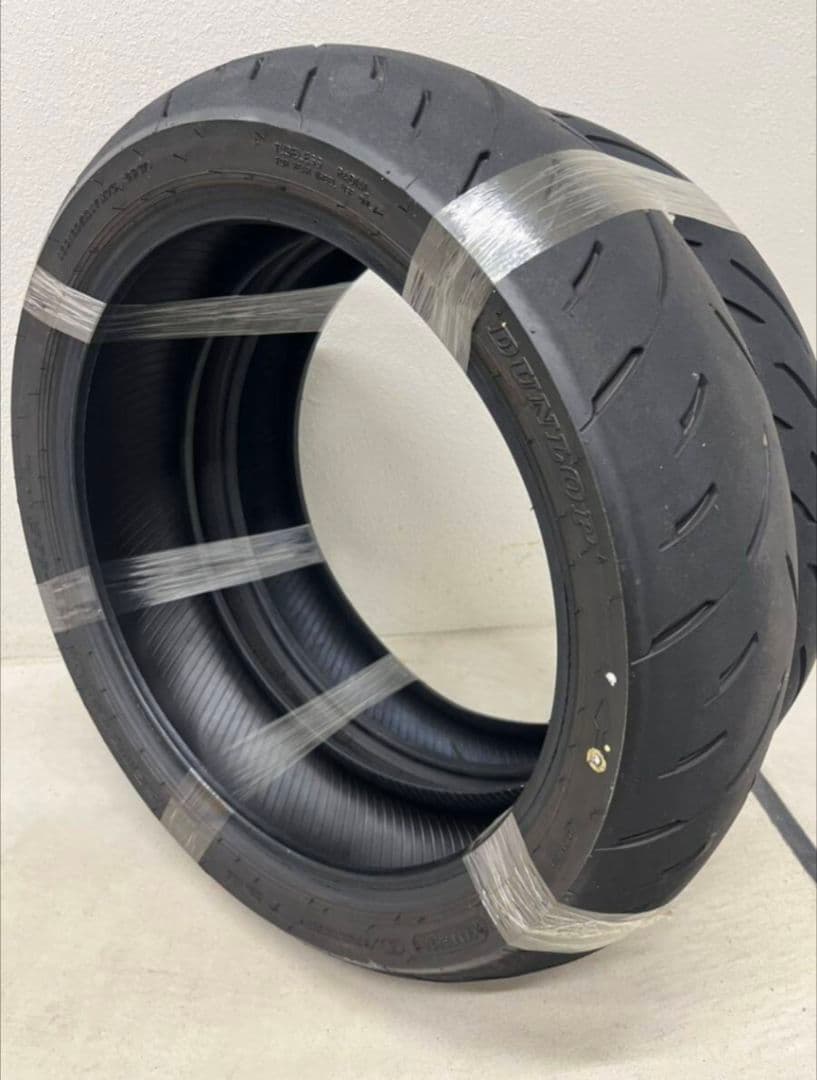 ZX4RR純正タイヤ GPR300 3000キロ程度走行 前後2本セット - メルカリ