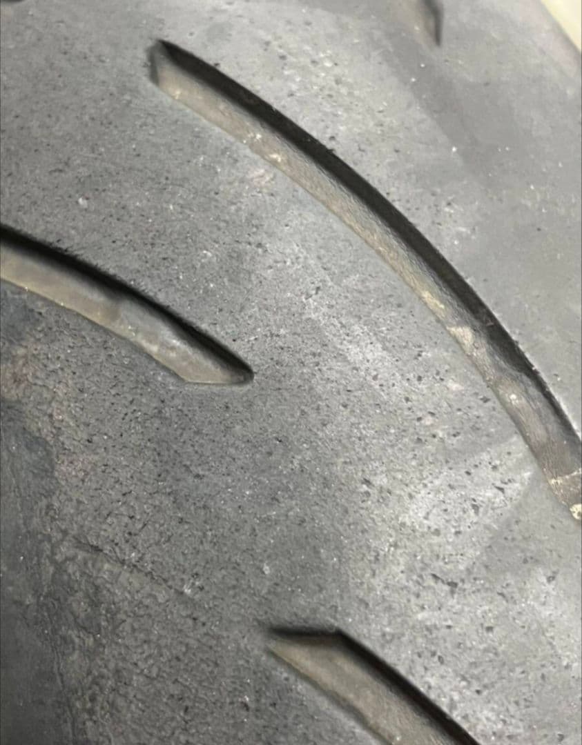 ZX4RR純正タイヤ GPR300 3000キロ程度走行 前後2本セット - メルカリ