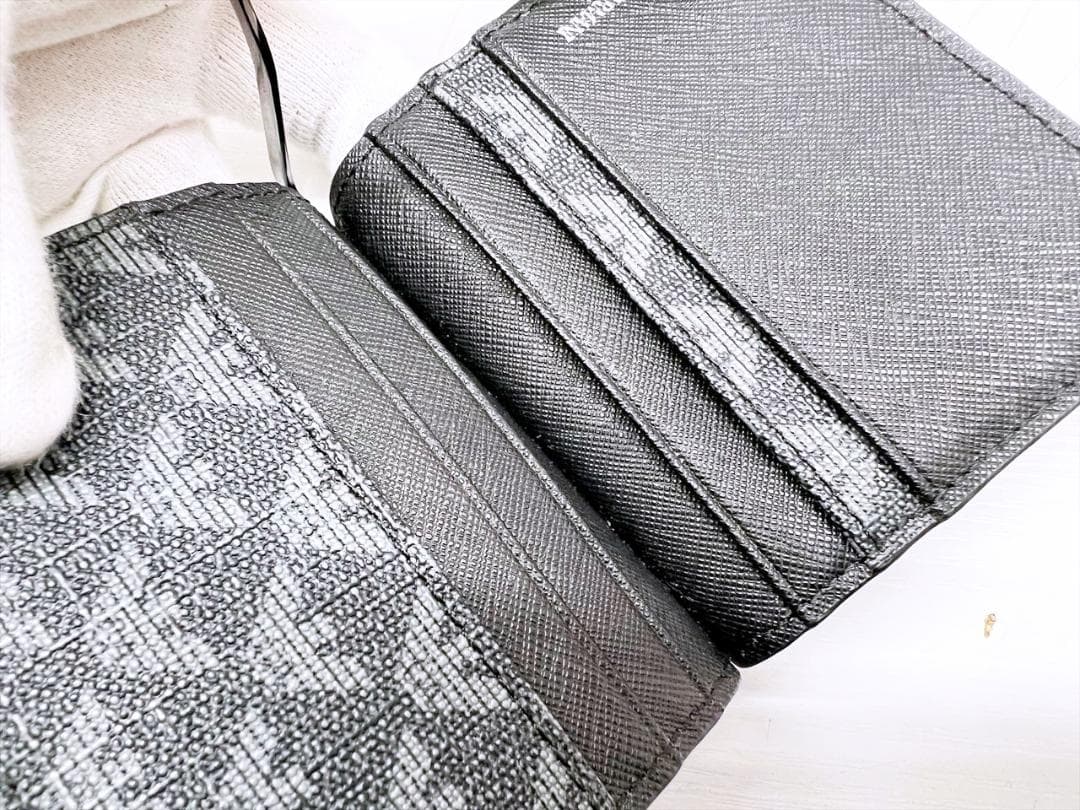 使用感なし 美品 エンポリオアルマーニ イーグル PVC マネークリップ