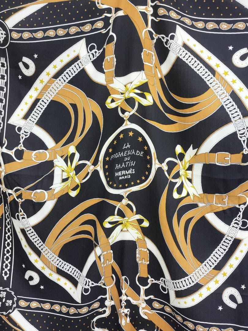 Hermes カシシル 朝の散歩 バンダナ カレ 140 【極美品】 - メルカリ