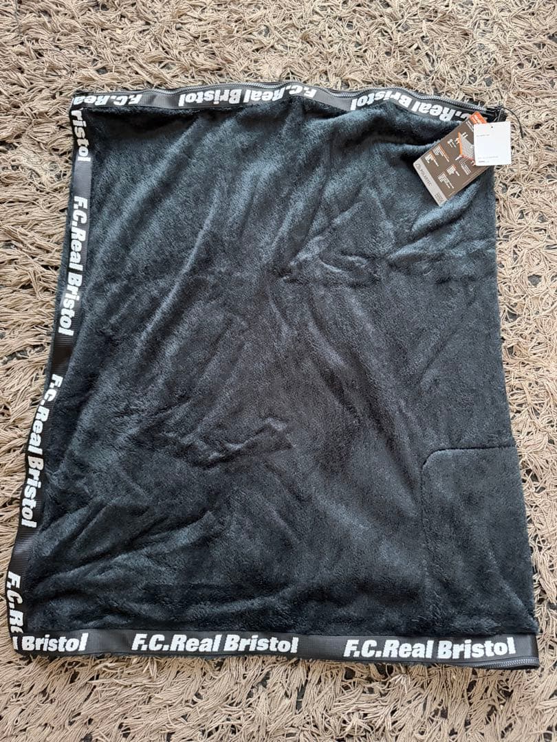 未使用品 FCRB ブランケット 黒 ソフ soph