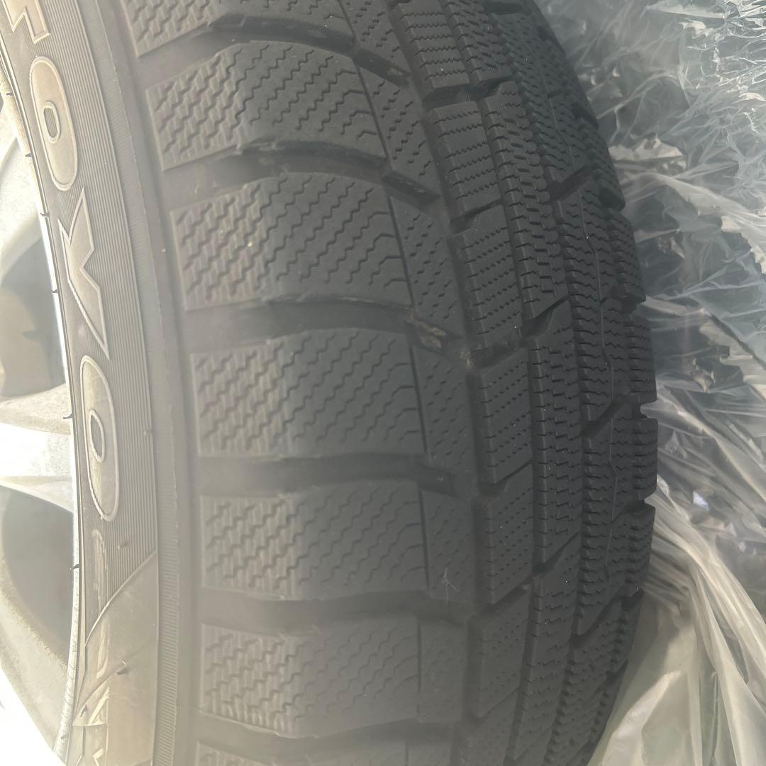 超人気デザイン 美品トーヨータイヤ TOYO 2023 215/60r16 スタッドレス