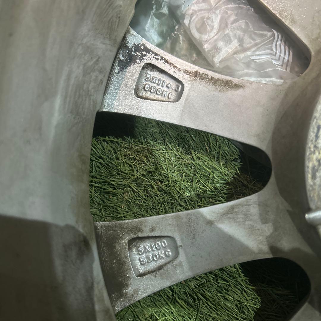 超人気デザイン 美品トーヨータイヤ TOYO 2023 215/60r16 スタッドレス