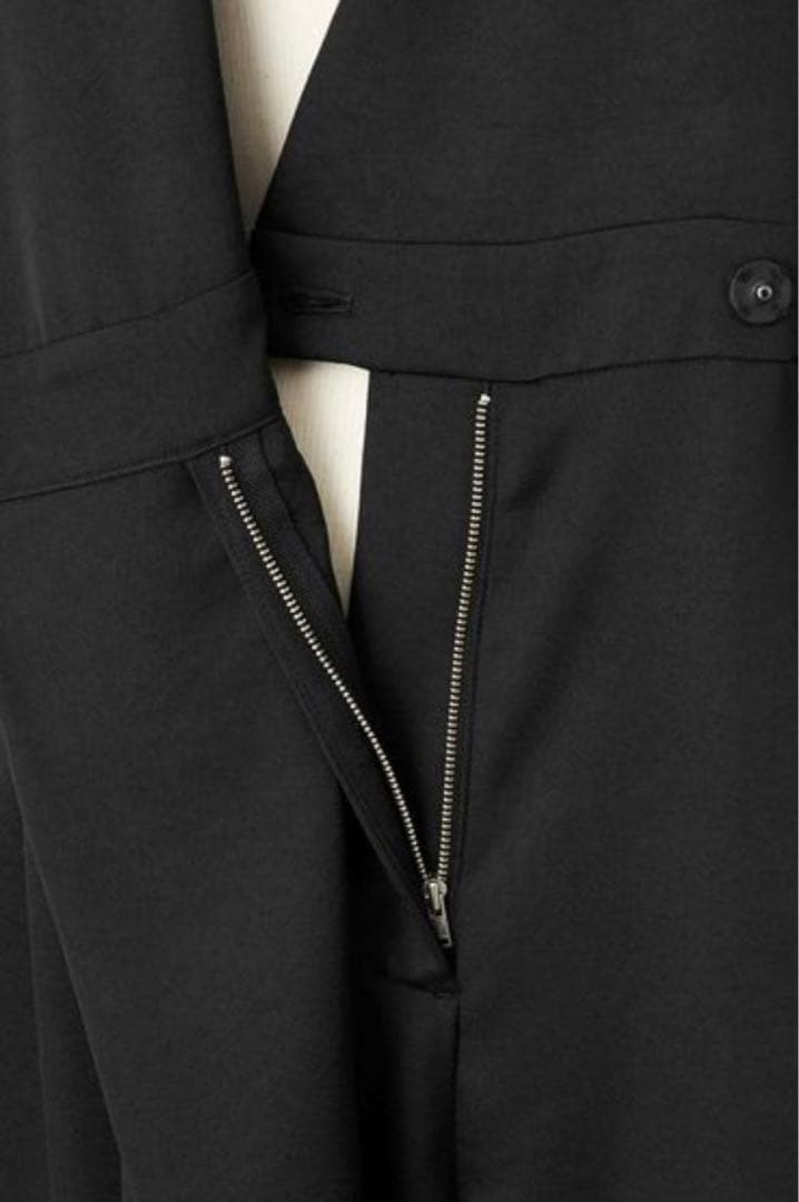 conte コンテ サテン カシュクール オールインワン 新品未使用 - メルカリ