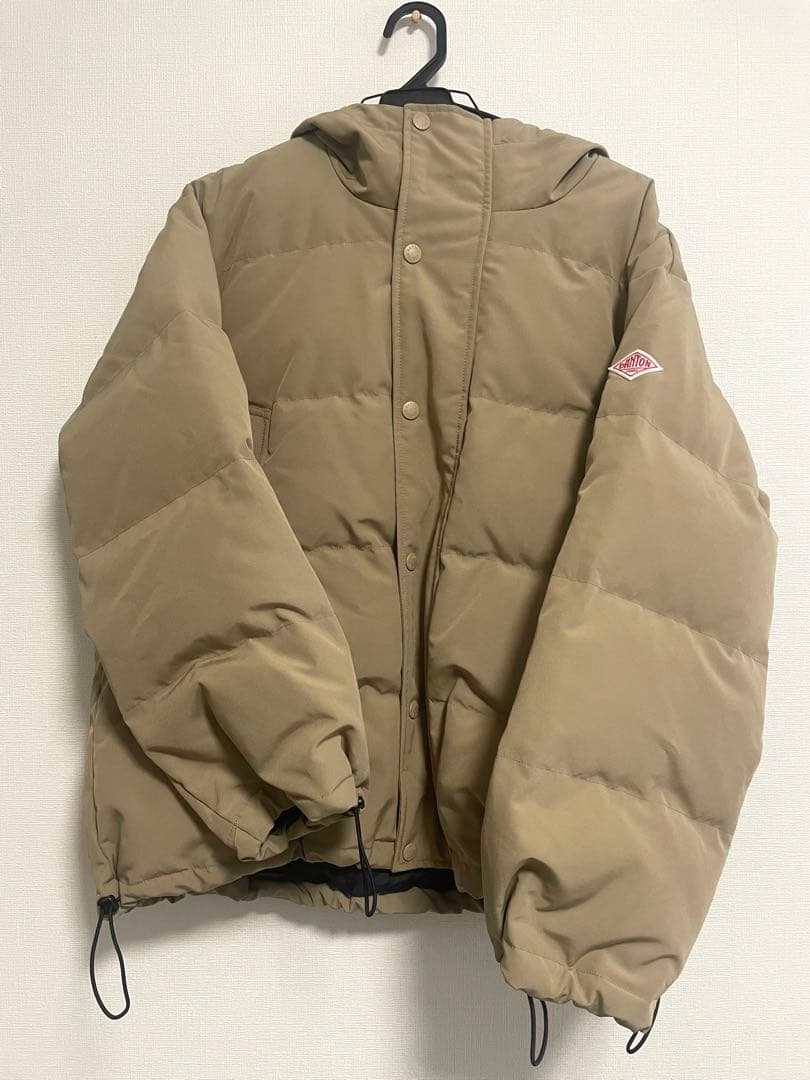 DANTON ベージュ フード付きダウンジャケット - メルカリ