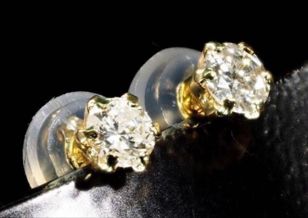 激安！価格高騰! 18金製 K18 ダイヤモンド ピアス 早い者勝ち！ - メルカリ