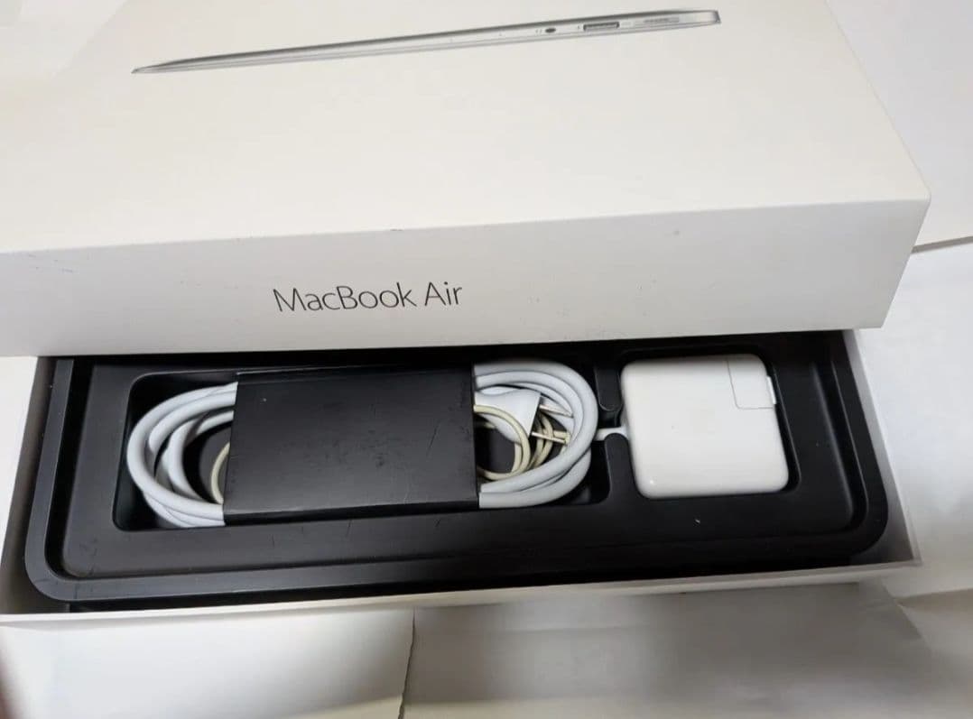 MacBook Air 13inch 1.8GHz Core i5 仮想マシン