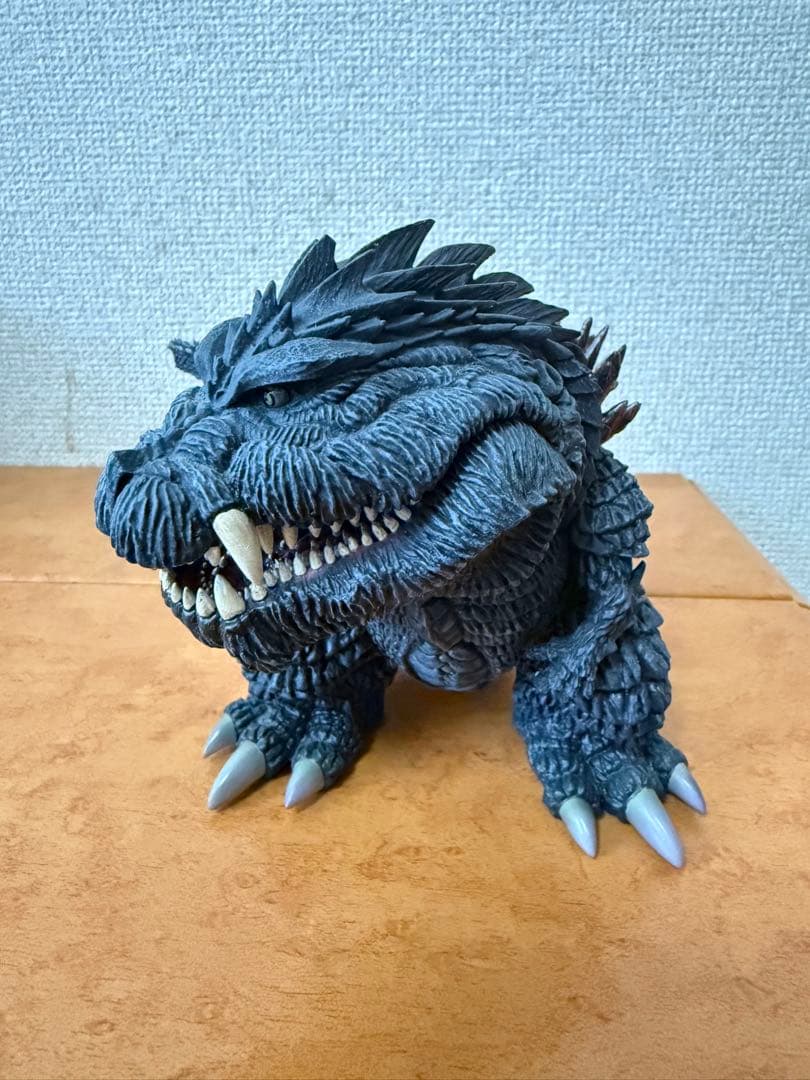 エクスプラス デフォリアル ゴジラウルティマ 外箱ありの通販はau PAY