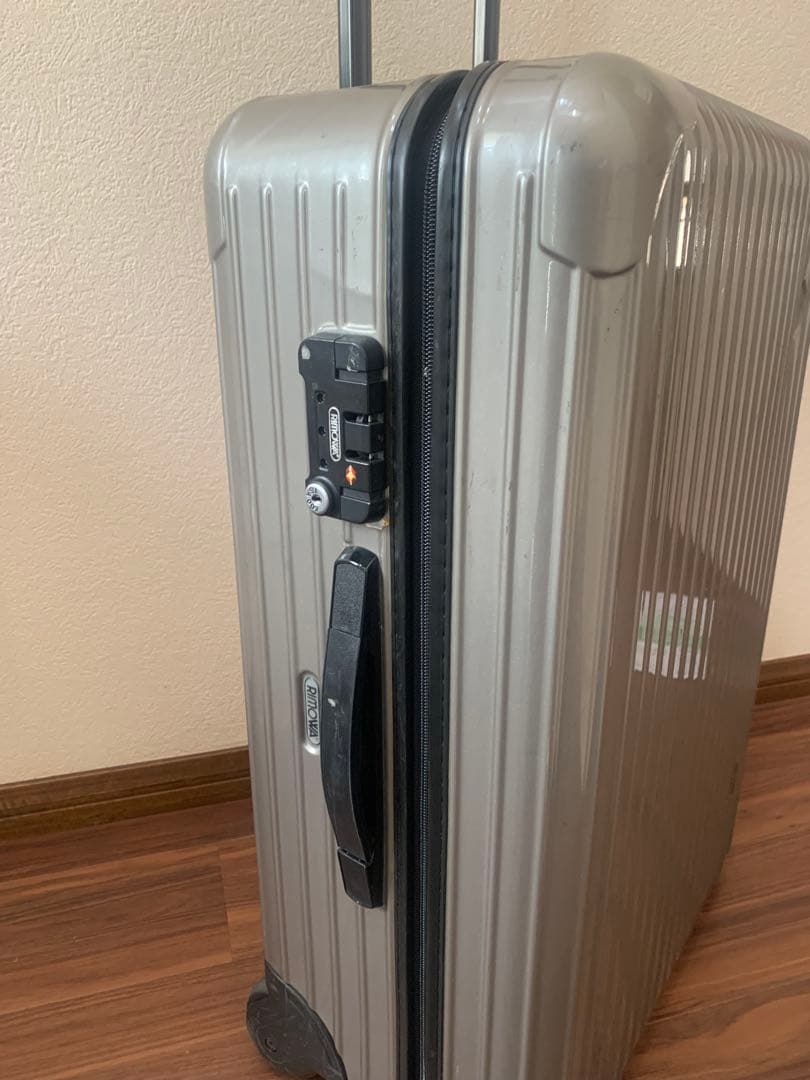 ぱんさま専用特例 期間限定 良品希少 RIMOWA ルフトハンザ 63 2輪