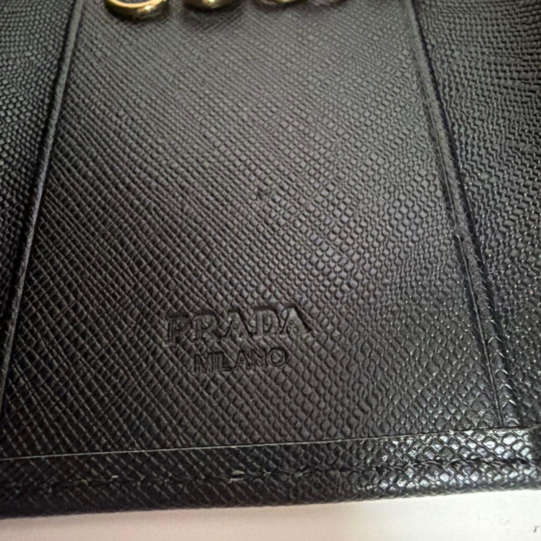 PRADAブラック レザー キーケース♡ - メルカリ